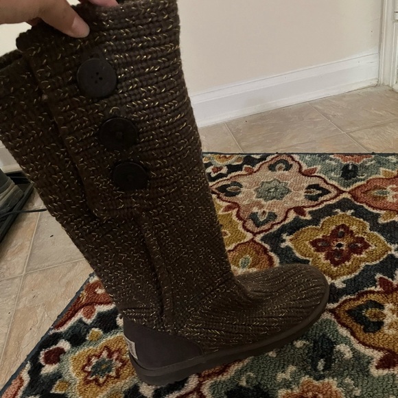 UGG Brown Sweater Boots, size 7 - Picture 6 of 8